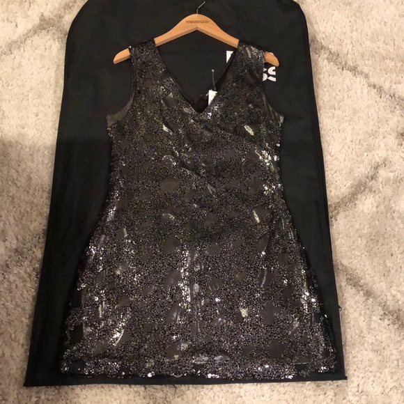 Express Dresses & Skirts - Express sequin dress